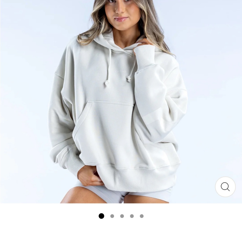 dfyne signature hoodie